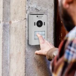 Système D’interphone Vidéo Smartwares DIC-22122 – 480p – Écran LCD De 3,5” (8,9 Cm) – Caméra Panoramique / Inclinaison à 15° – Facile à Installer – Étanche – 12 Mélodies – Vision Nocturne – Kit Pour 2 9 Système D’interphone Vidéo Smartwares DIC-22122 – 480p – Écran LCD De 3,5” (8,9 Cm) – Caméra Panoramique / Inclinaison à 15° – Facile à Installer – Étanche – 12 Mélodies – Vision Nocturne – Kit Pour 2 -Dagrand Magasin 19470421 3