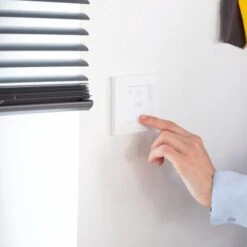 SOMFY 9015022 - Cadre Blanc Laqué - Pour Commande Murale Smoove -Dagrand Magasin 59992220 3