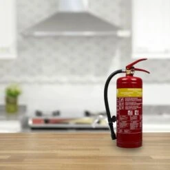 Extincteur Smartwares SB3 Mousse, 3 Litres, Classe De Feu AB, Avec Support De Montage 9 Extincteur Smartwares SB3 Mousse, 3 Litres, Classe De Feu AB, Avec Support De Montage -Dagrand Magasin 71249051 3